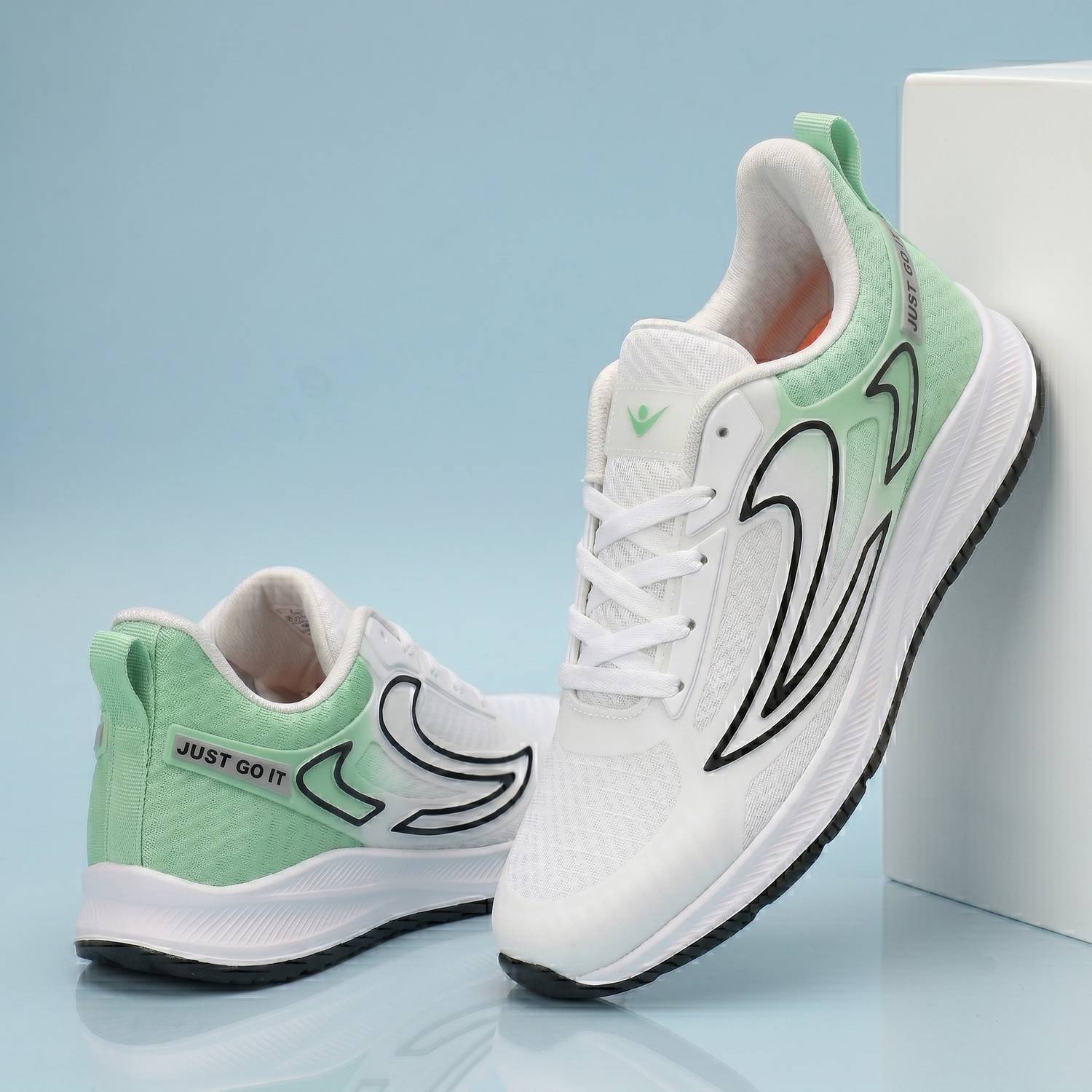 HOTSTYLE Men's Green Sneakers - Image 1