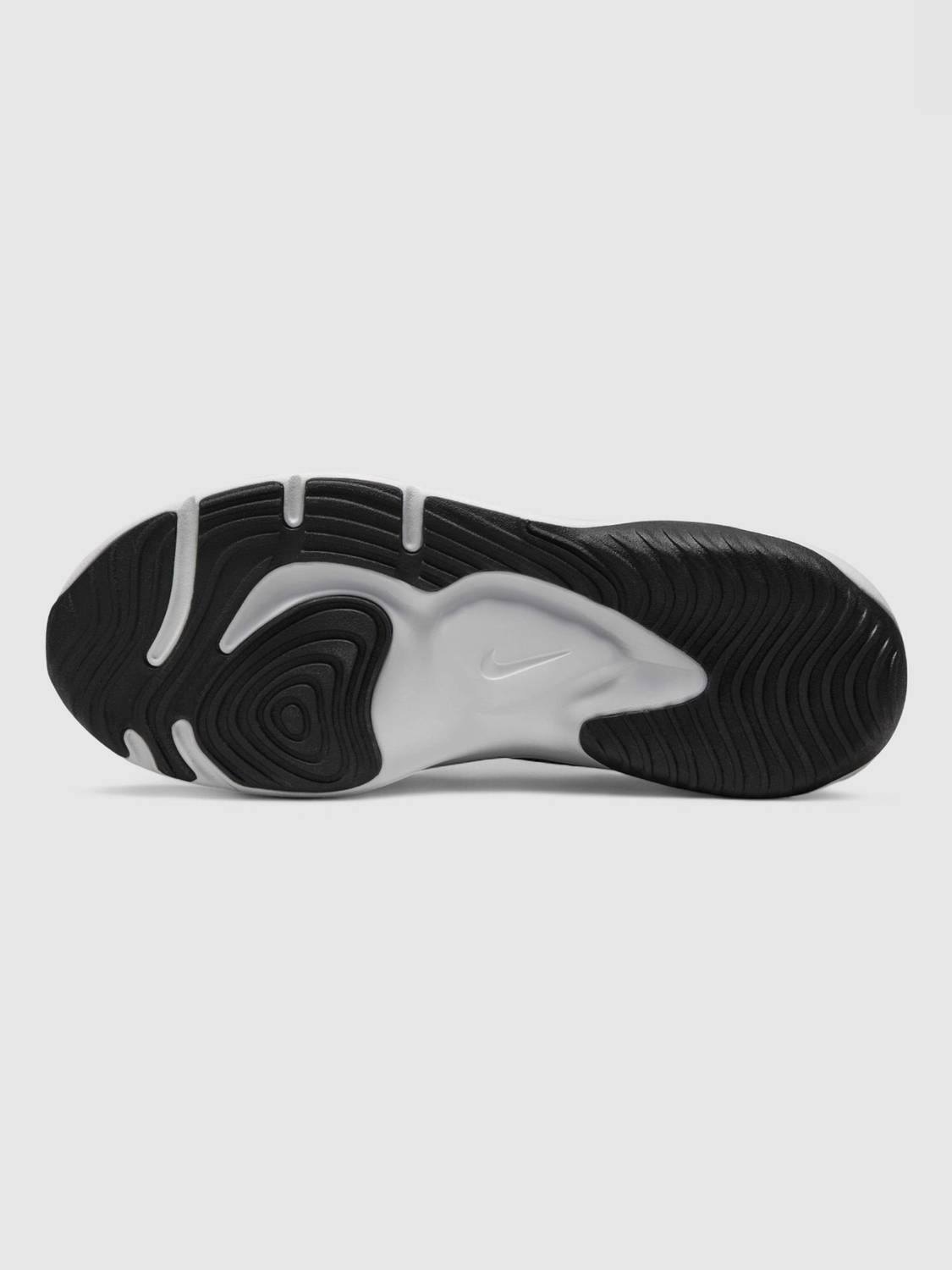 NIKE Men's Legend Essential 3 NN Training Shoes - Image 3
