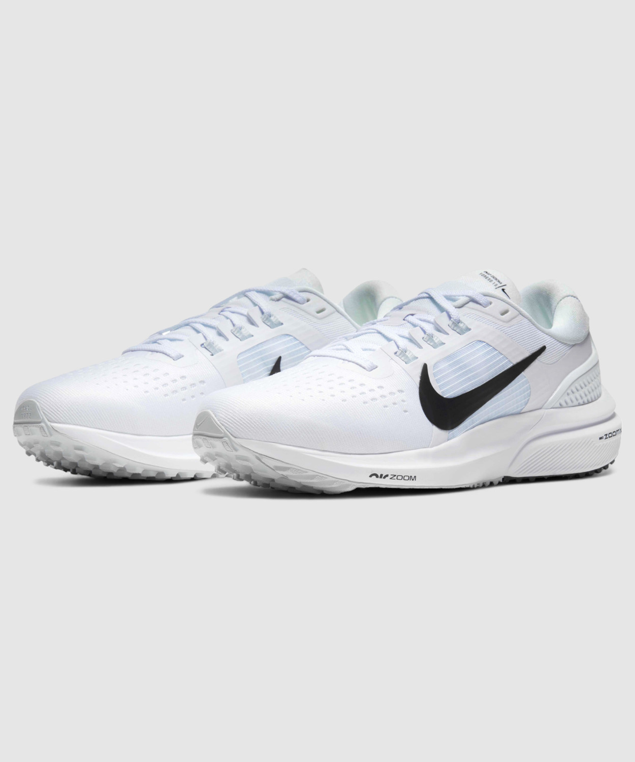 nike air zoom vomero 15 womens running shoes