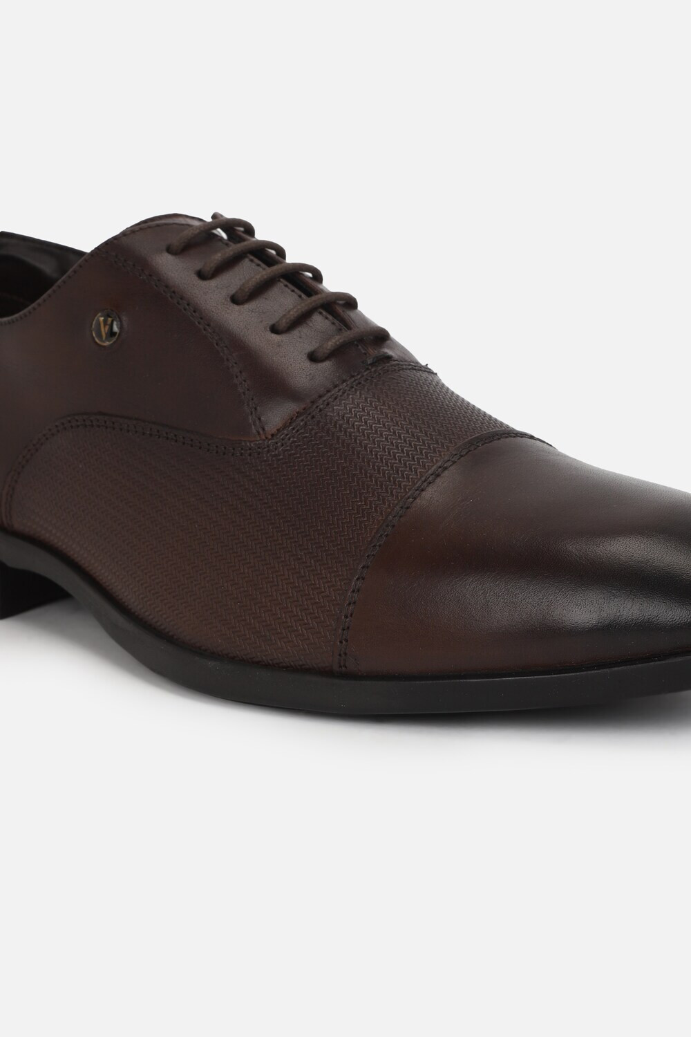Image of VAN HEUSEN Lace Up For Men