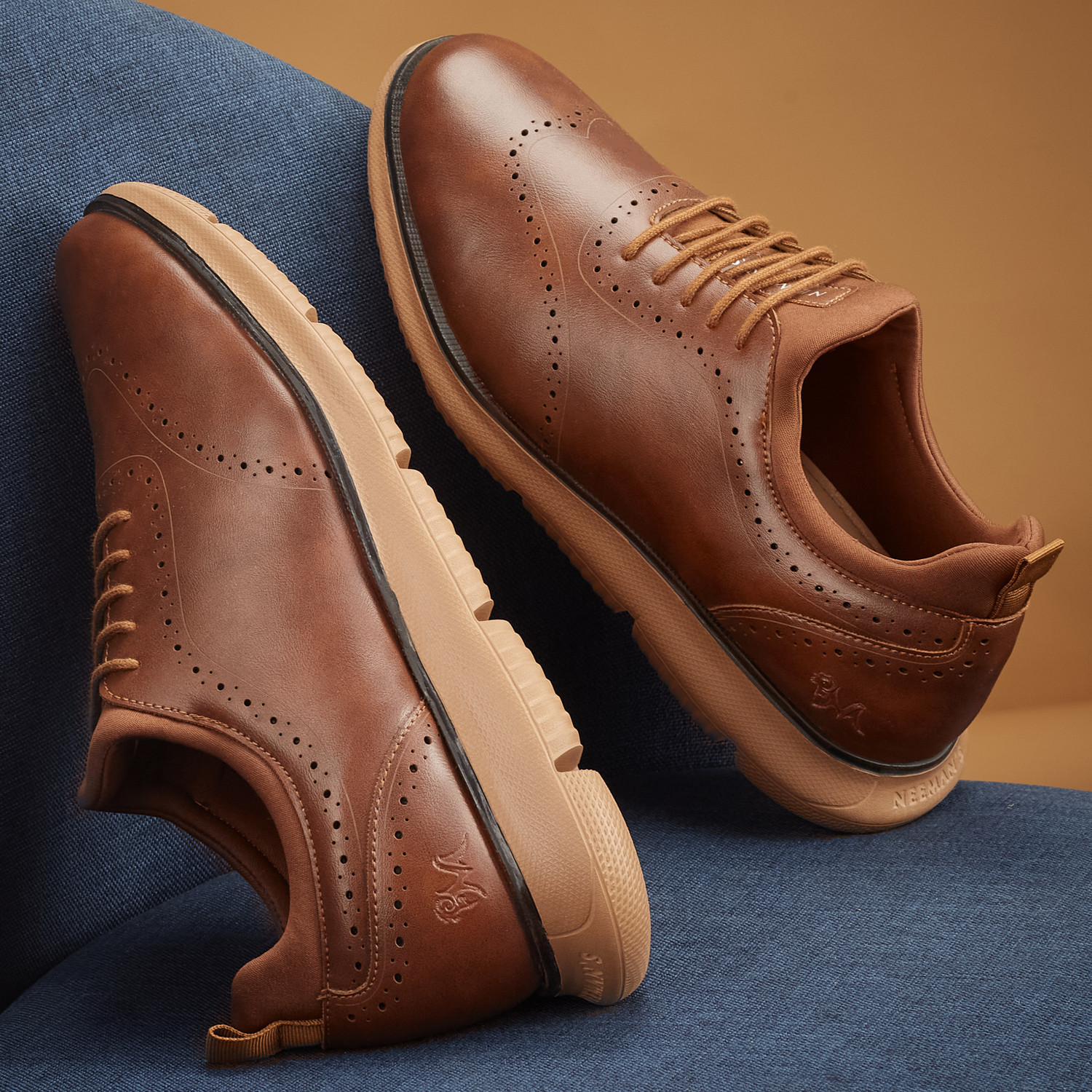Neemans Crossover Casual Sneakers Casuals For Men