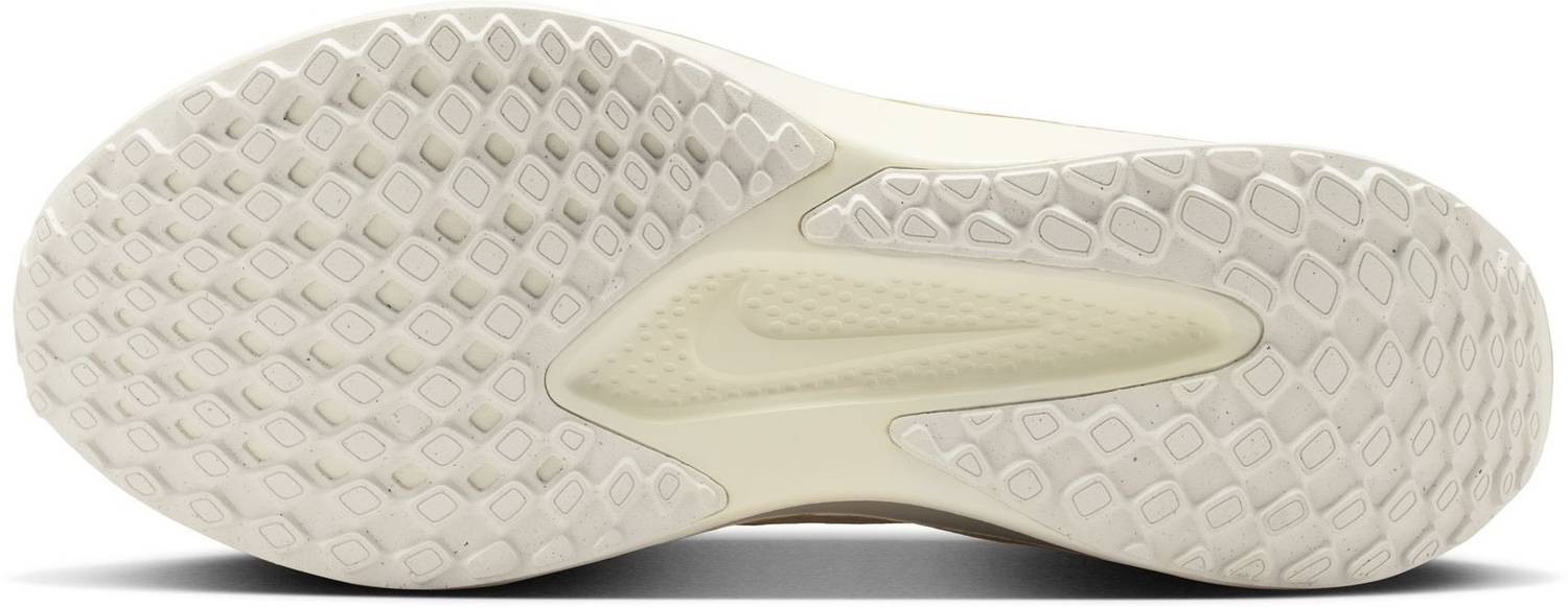 NIKE QUEST 6 Running Shoes for Men Beige - Image 4