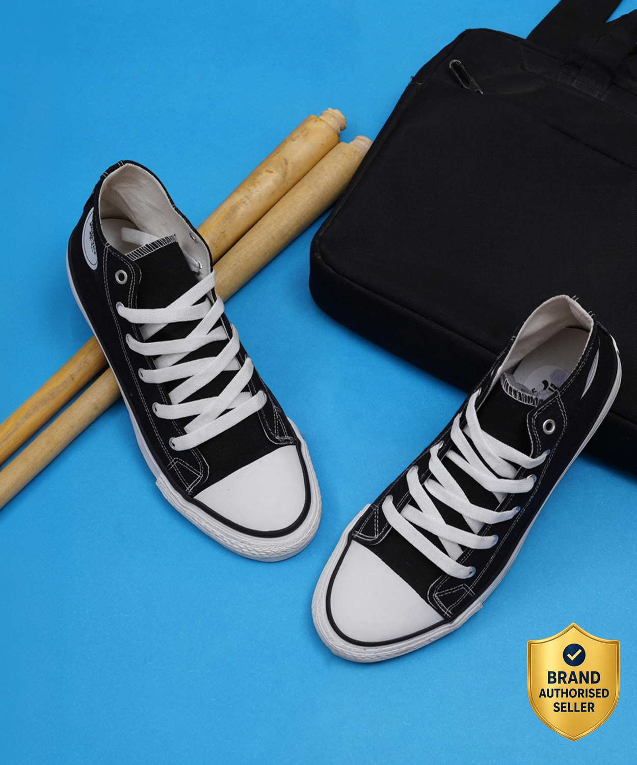 Image of Roadster NA Canvas Shoes For Men