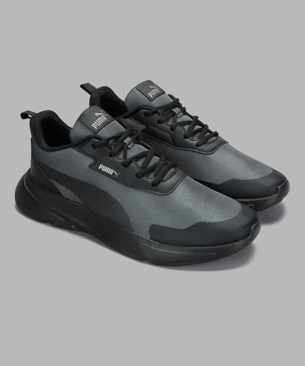 Image of PUMA Voltige V1 Sneakers For Men