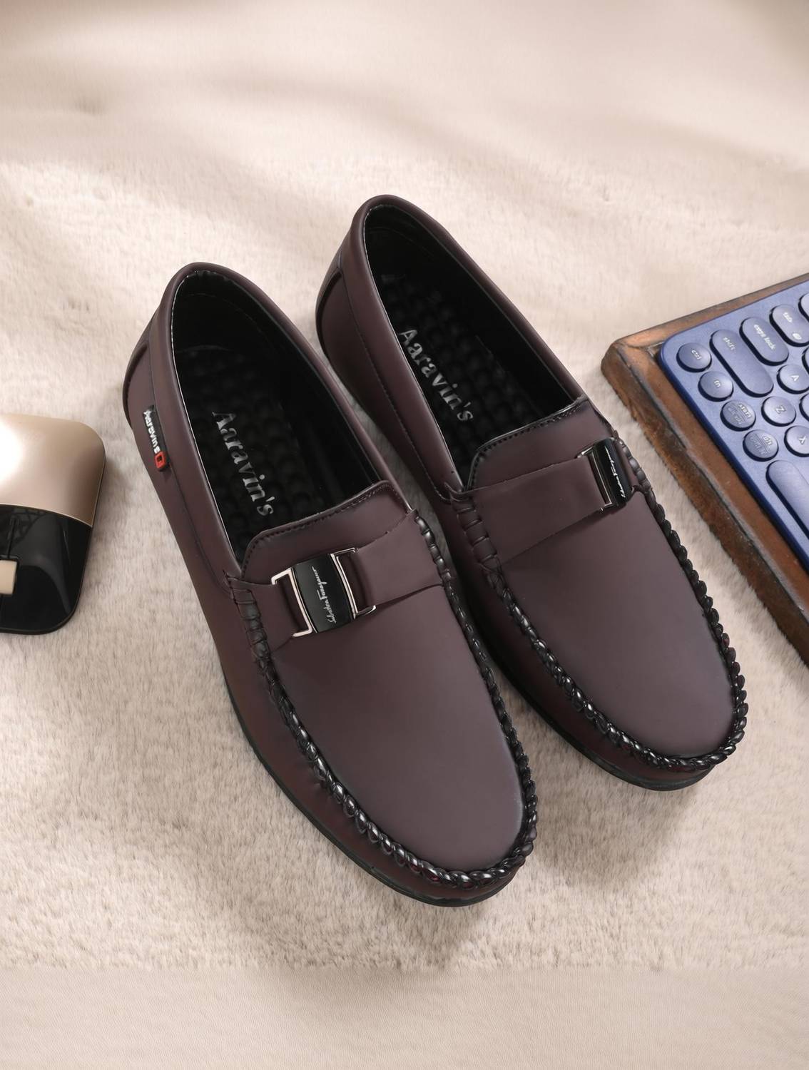 Aaravin's Aaravin's Awesome Looks Partywear Loafers For Men