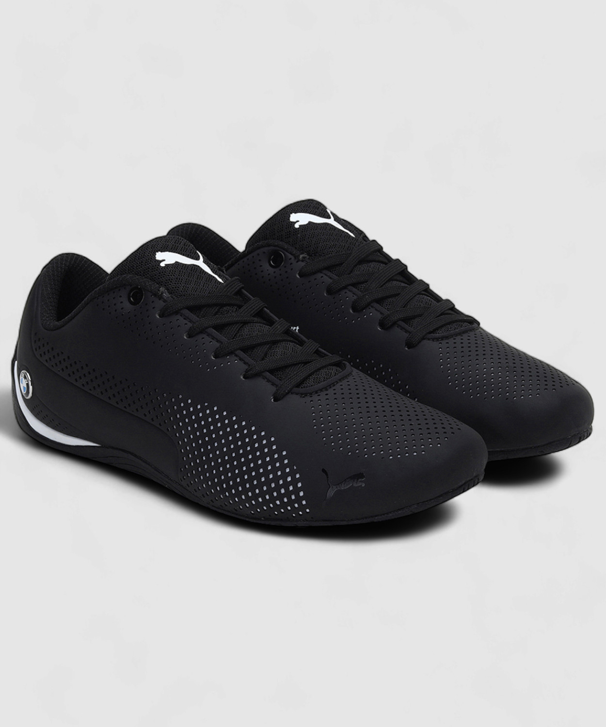 Image of PUMA BMW M Motorsport Drift Cat 5 Ultra Sneakers For Men
