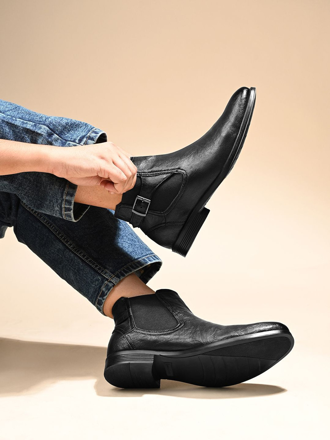 Image of LOUIS STITCH Black Mid-Top Ankle Shrunken Chelsea Boots for Men with Side Buckle, UK-9 Boots For Men