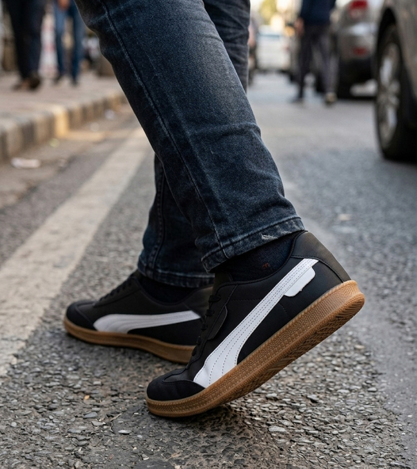 Image of house of common Badminton Shoes For Men
