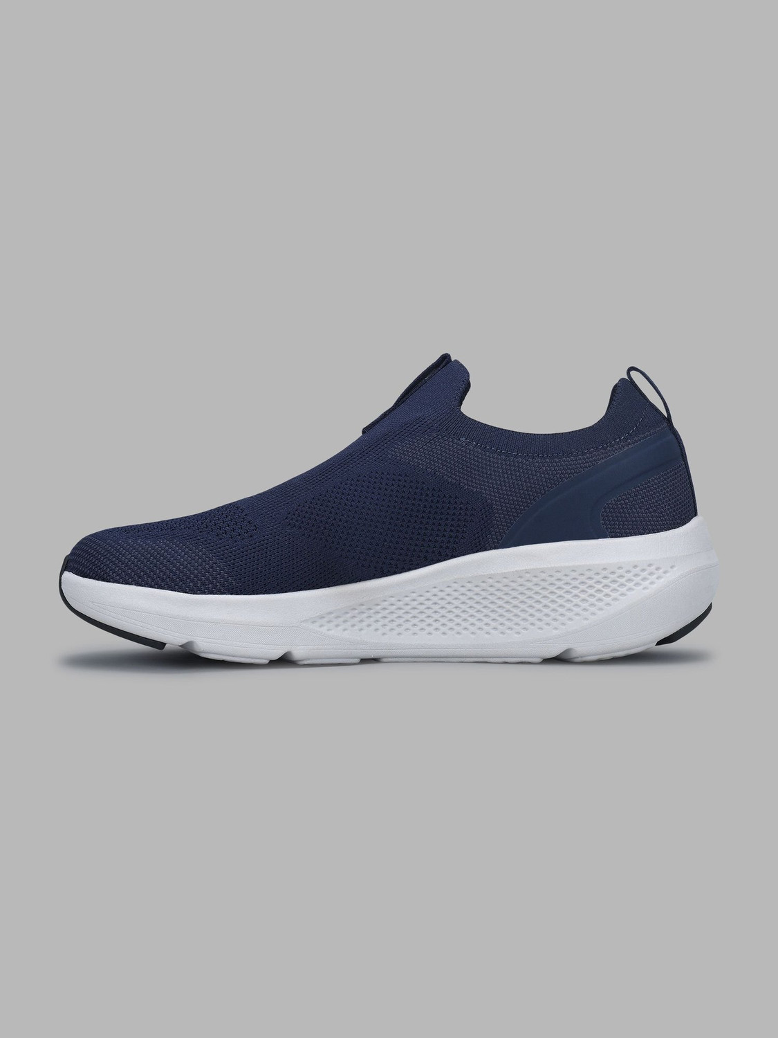 Image of Skechers GO RUN ELEVATE Sneakers For Men
