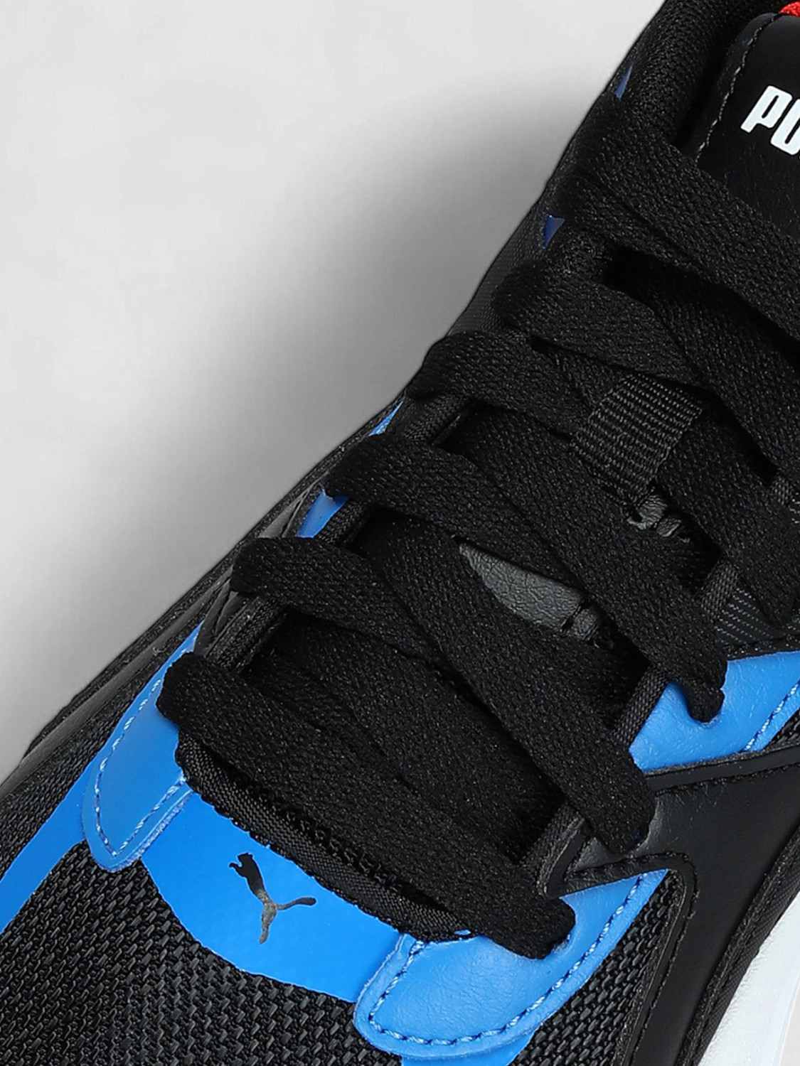 Image of PUMA BMW M Motorsport Hypnotic LS Sneakers For Men