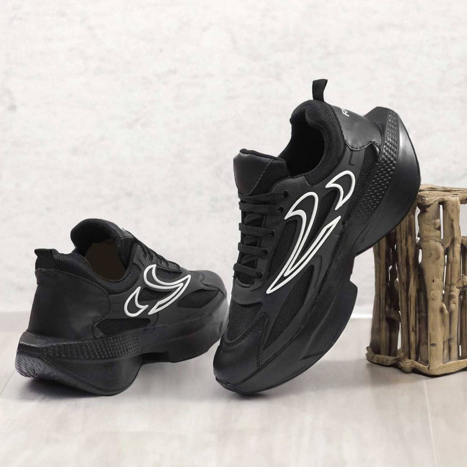 CRAETA Men's Black Sneakers - Image 2