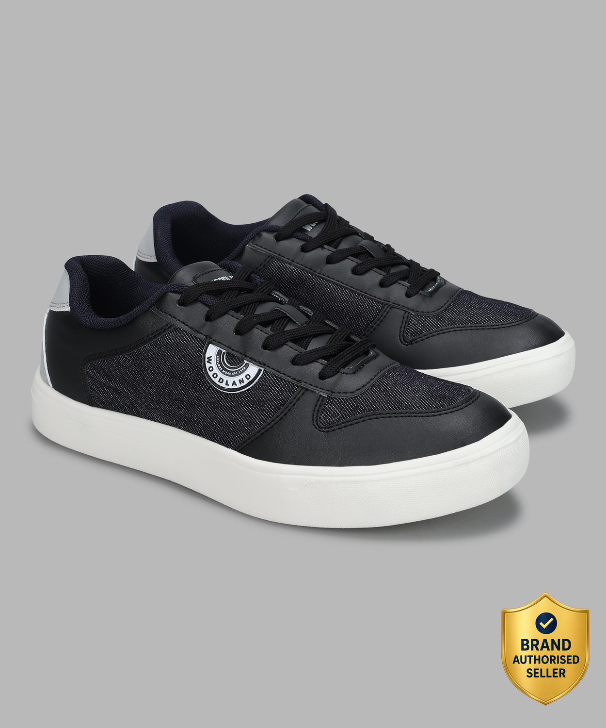 Image of WOODLAND Lace Up Lightweight Breathable Comfortable Daily Use Casuals For Men