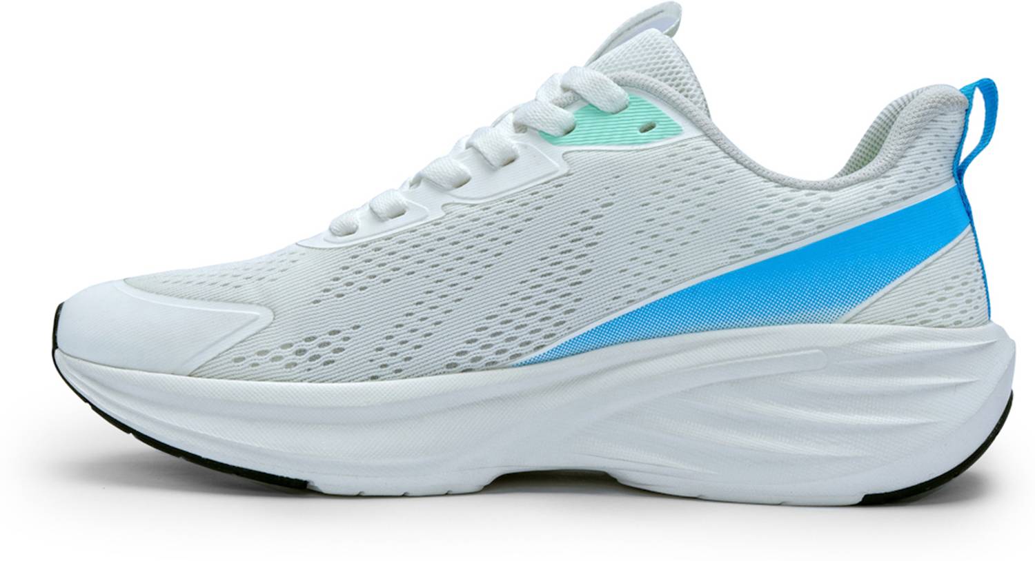 RED TAPE Low Cut Sports Shoes for Men in White - Image 3