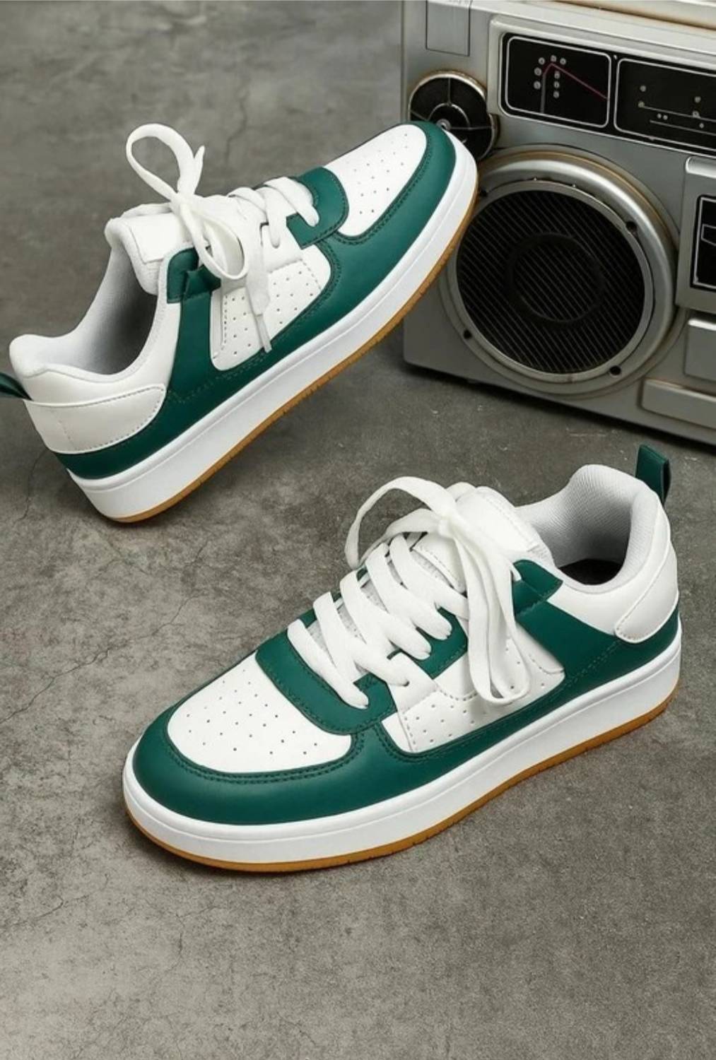 DOLLEXR Training & Gym Shoes For Men Green - Image 1