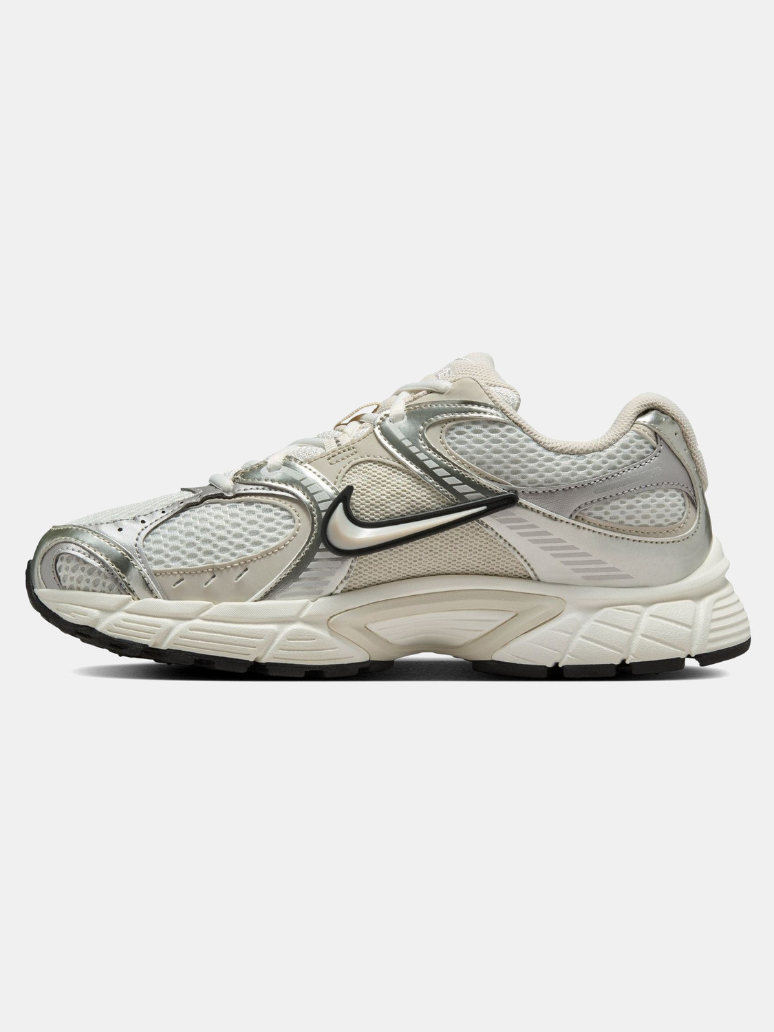 Image of NIKE W V5 RNR Sneakers For Women