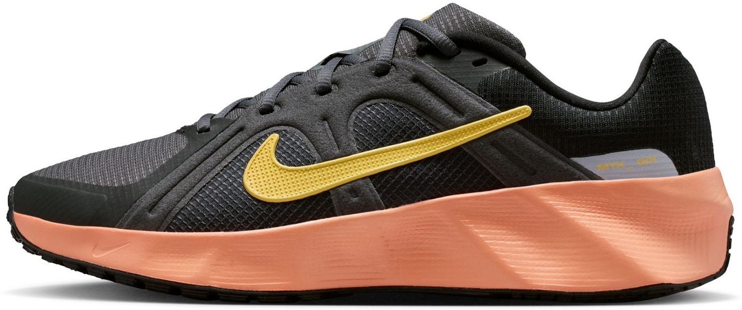 Image of NIKE Metro Tek Sneakers For Men