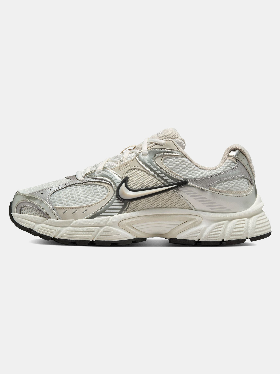 Image of NIKE W V5 RNR Sneakers For Women