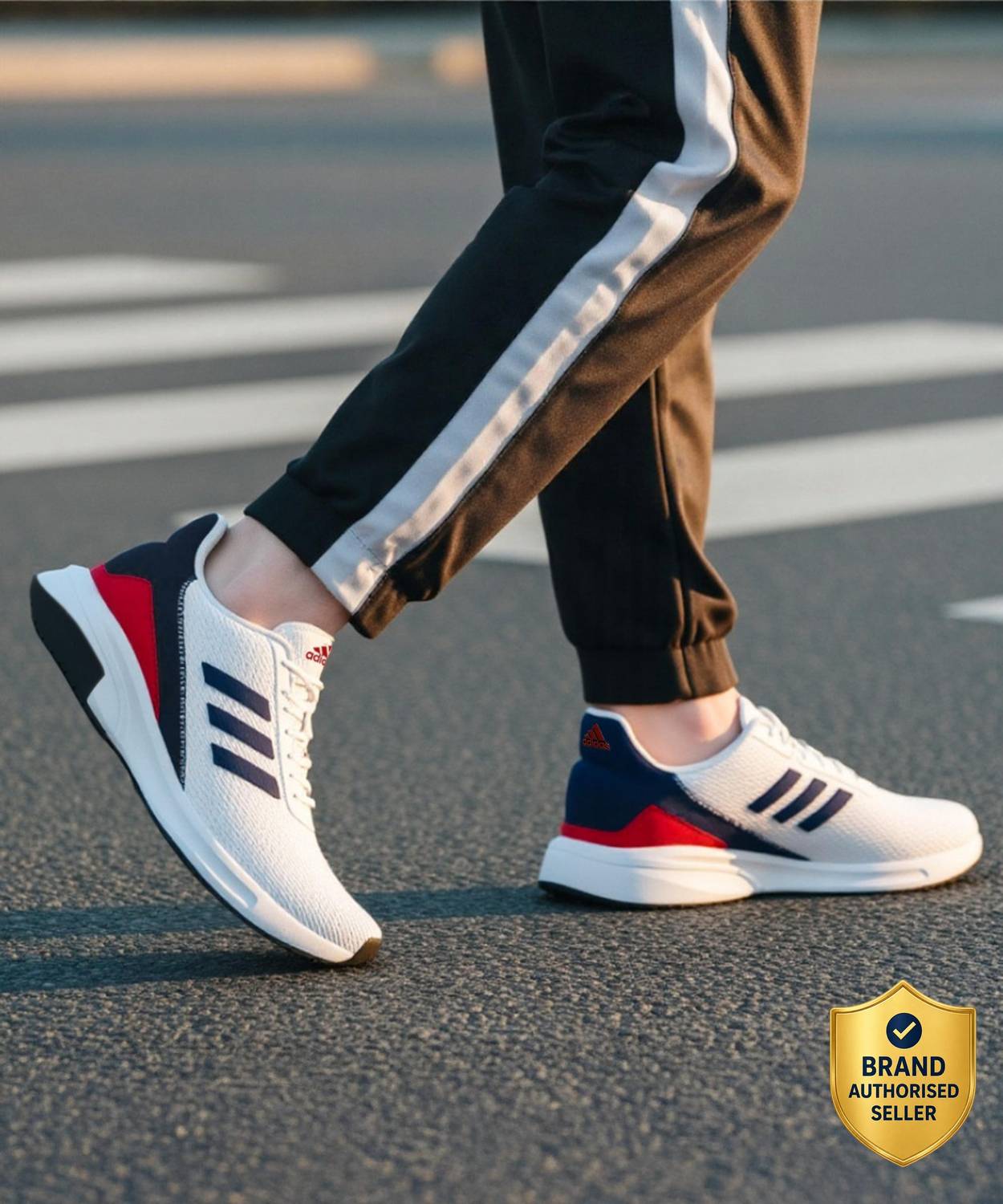 ADIDAS Runesy M Running Shoes for Men White