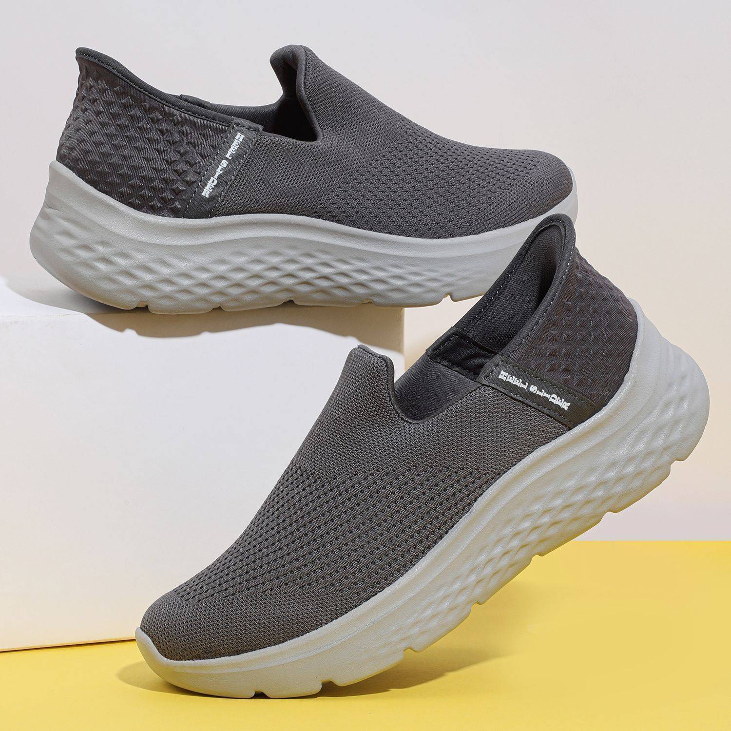 Aqualite Men Running Shoes Slip-On - Image 1