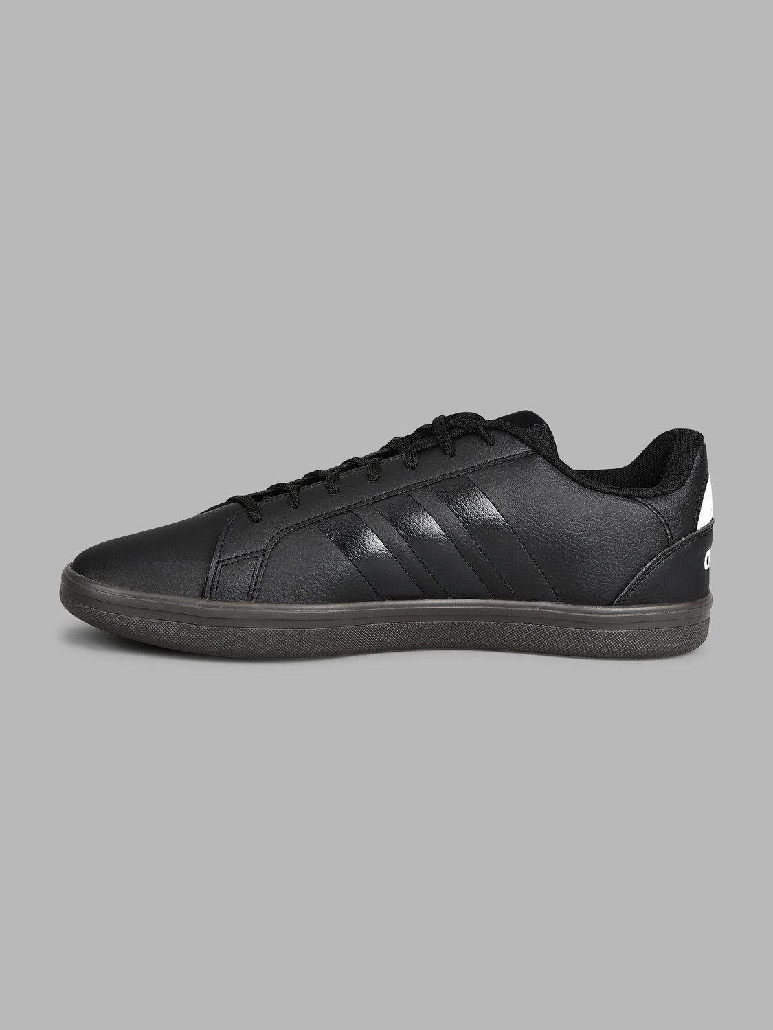 Image of ADIDAS Woodie Pro Sneaker M Sneakers For Men