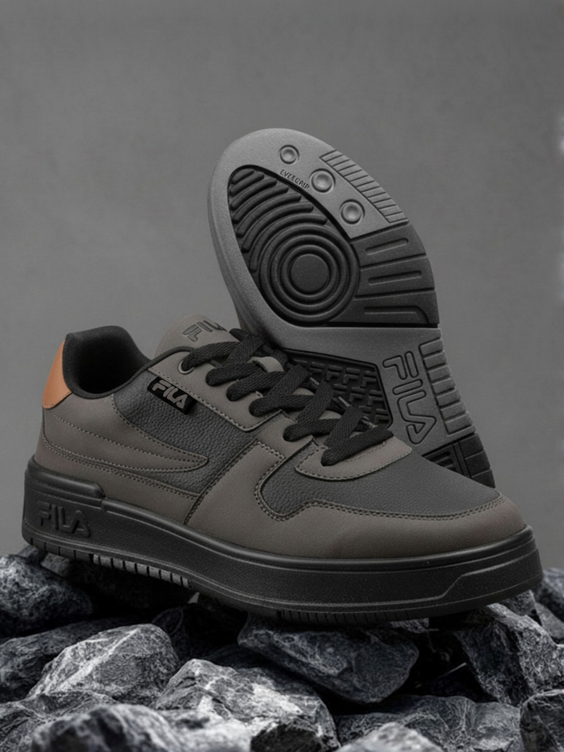 Image of FILA TARIN Sneakers For Men