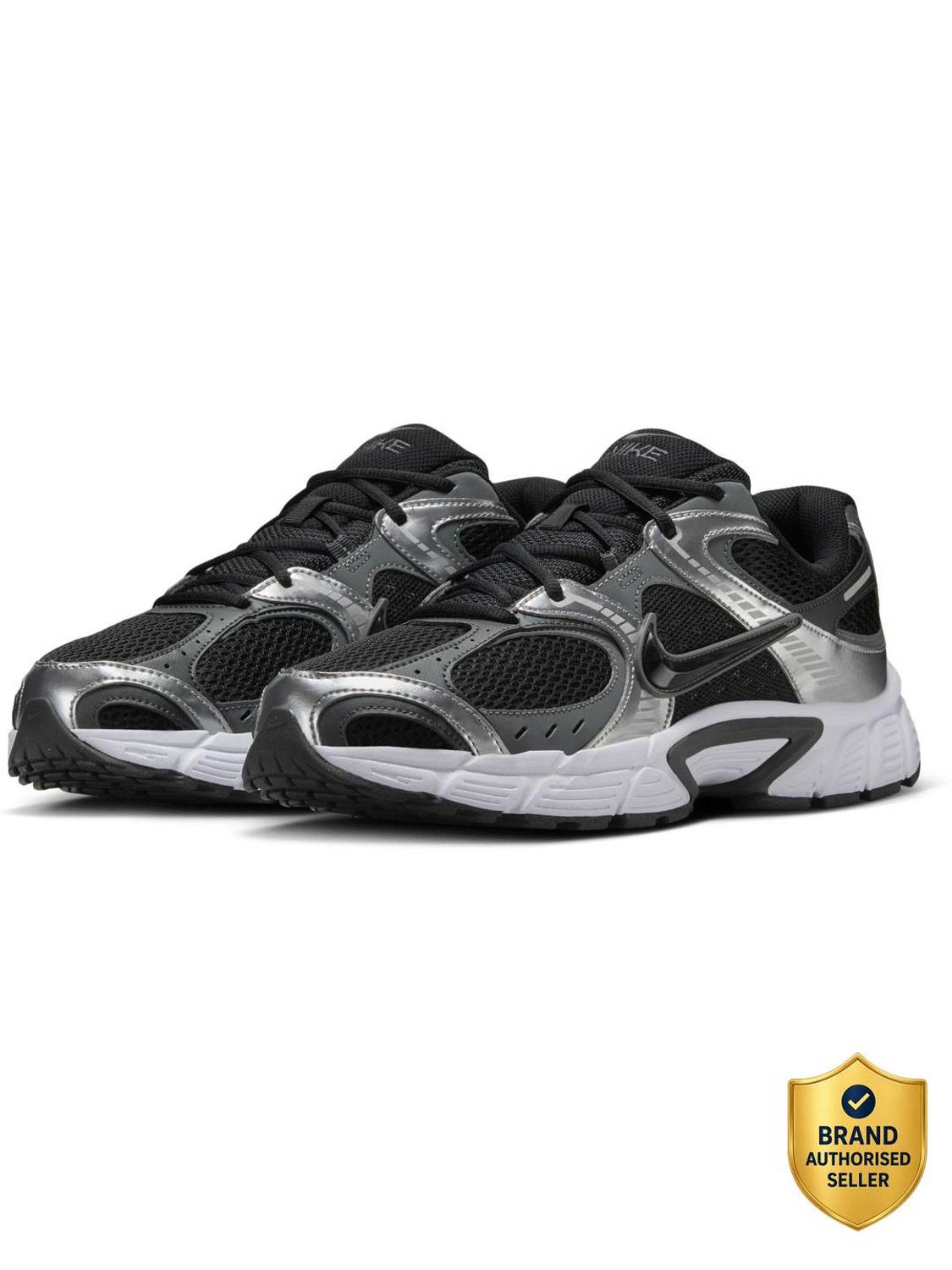 NIKE V5 RNR Black Running Shoes For Men - Image 1