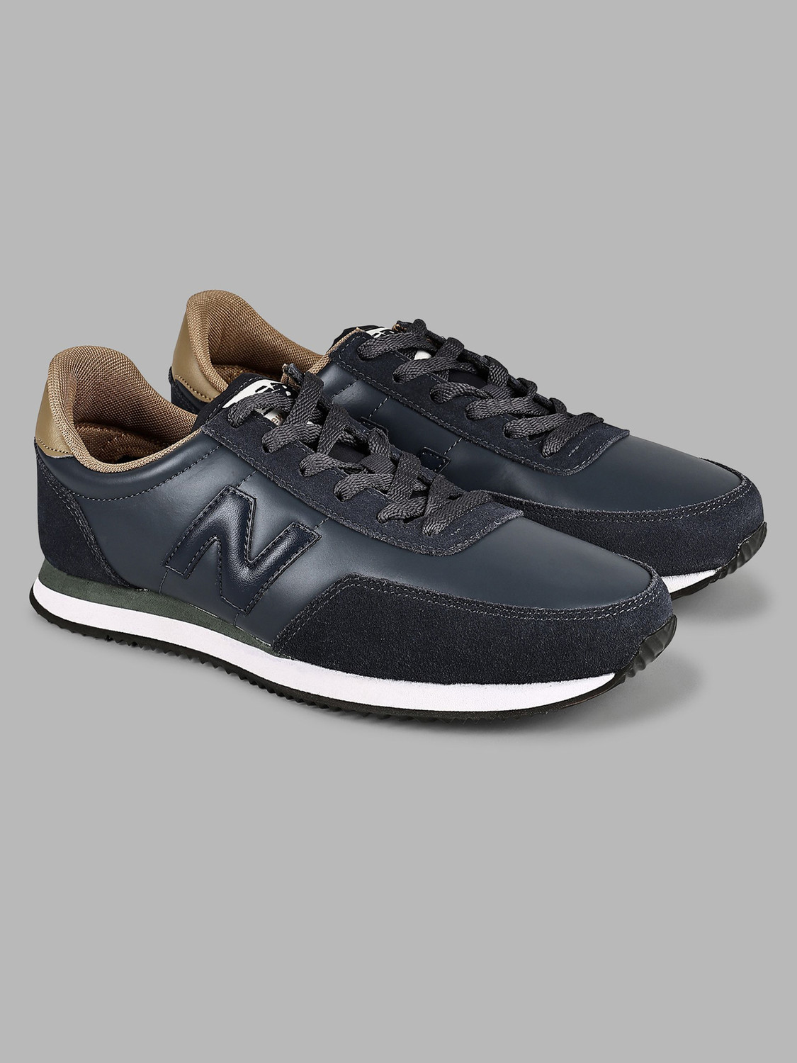 Image of New Balance 720 Sneakers For Men