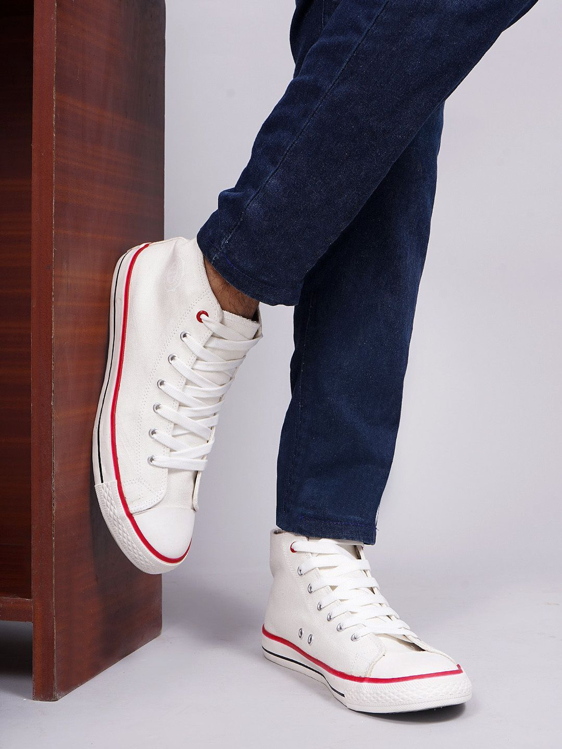 Image of Roadster Sneakers For Men