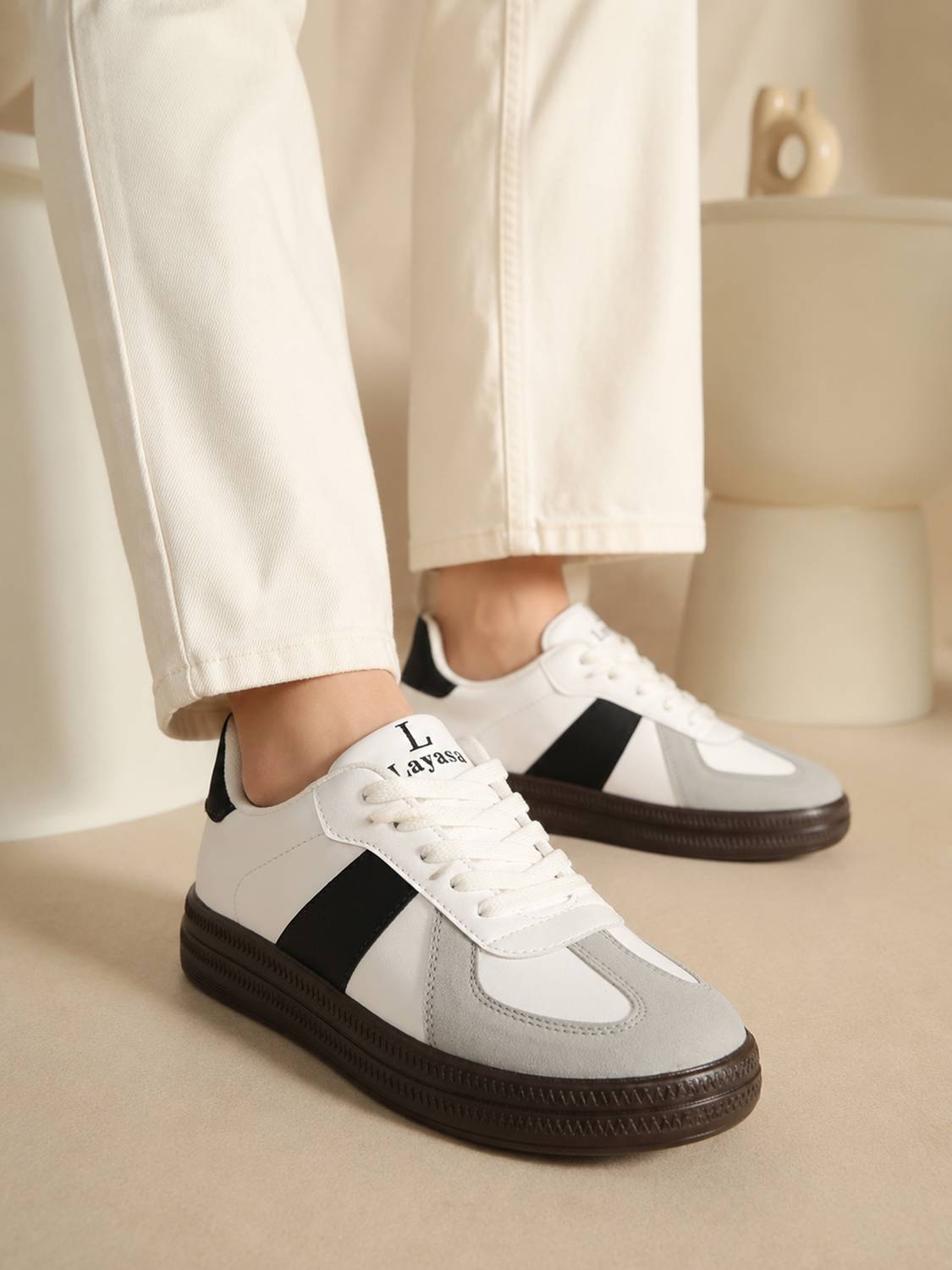 Layasa Colorblock Flat Sneakers - Image 1