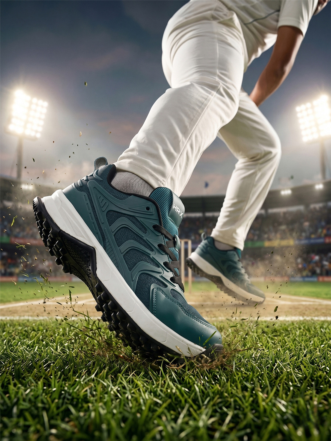 Image of HRX by Hrithik Roshan HX-288 06 Cricket Shoes For Men