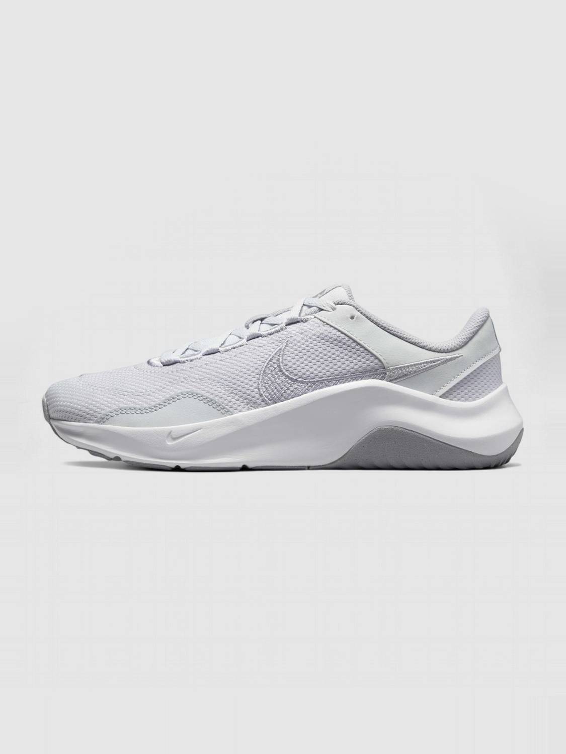 Nike Women's Legend Essential 3 NN Training Shoes - Image 3