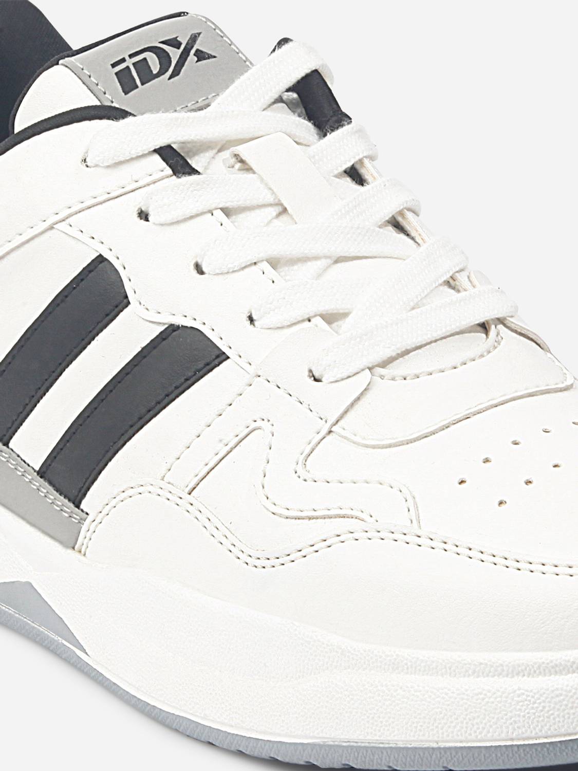 iD Vegan Leather White Lace-Up Casual Sneakers Sneakers For Men