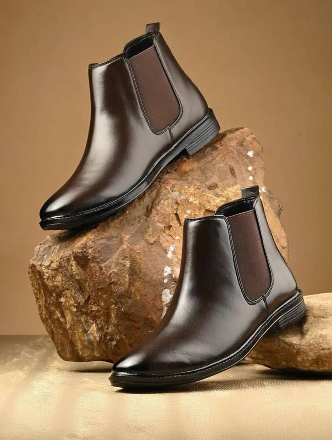 AMICO Chelsea Boots Men Brown - Image 1