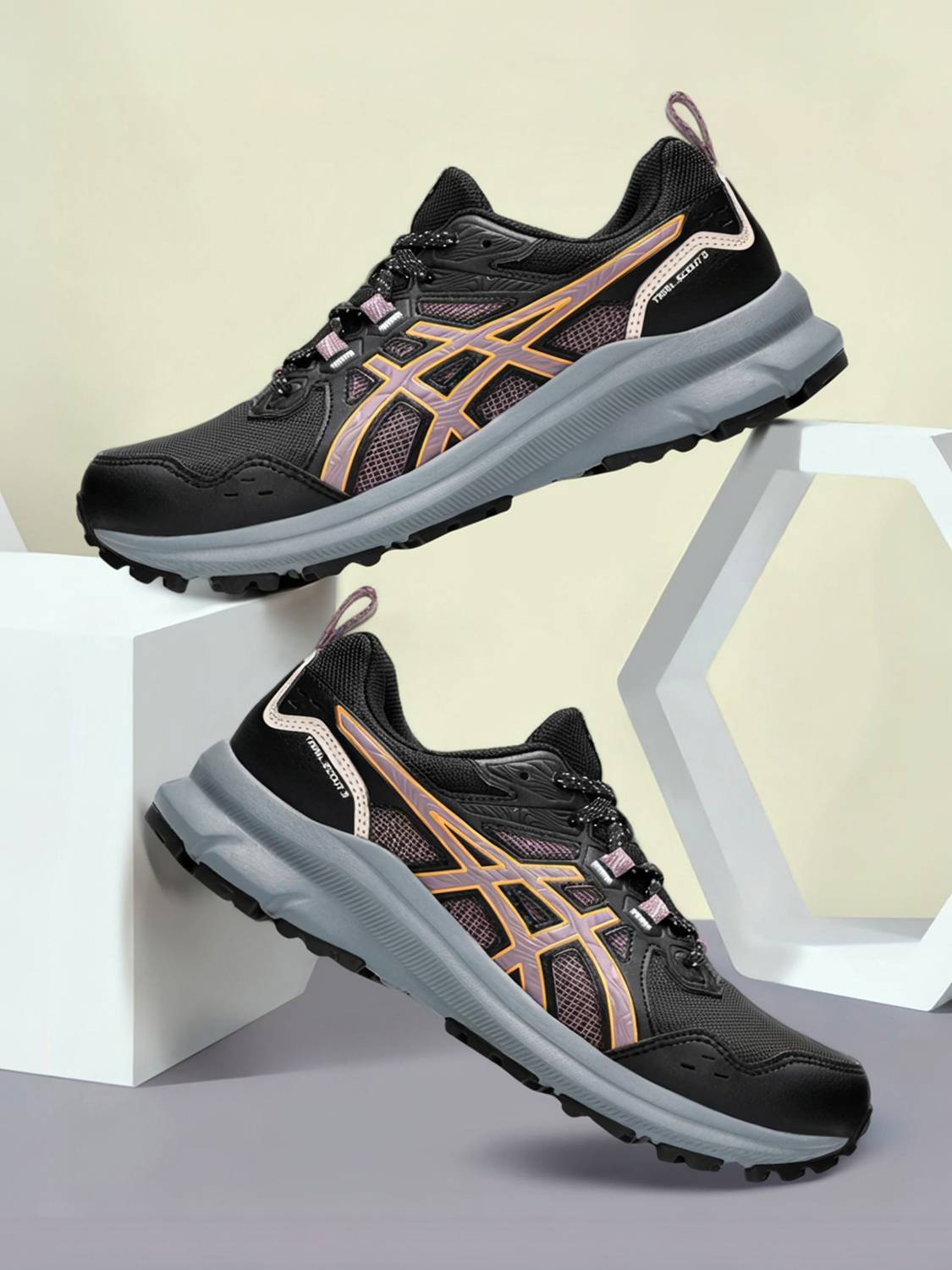 asics TRAIL SCOUT 3 Running Shoes For Women (Black , 3)