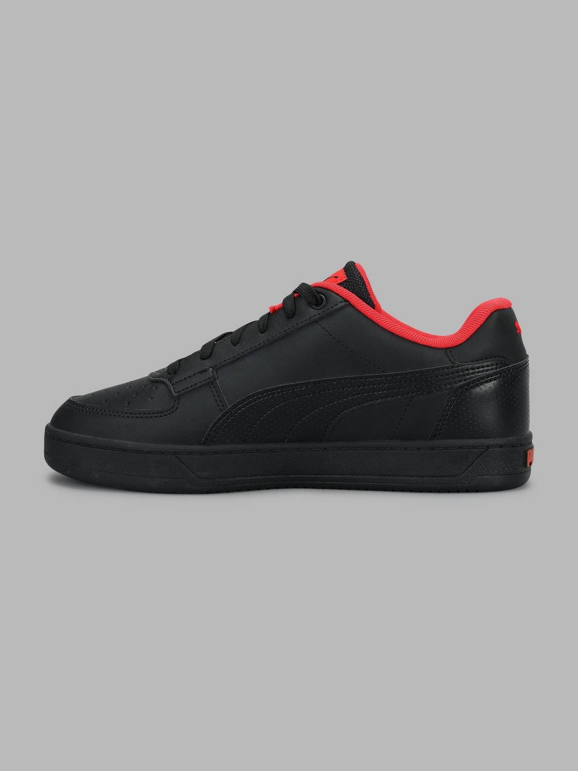 PUMA Formula 1 Caven 2.0 Black Sneakers For Men - Image 2