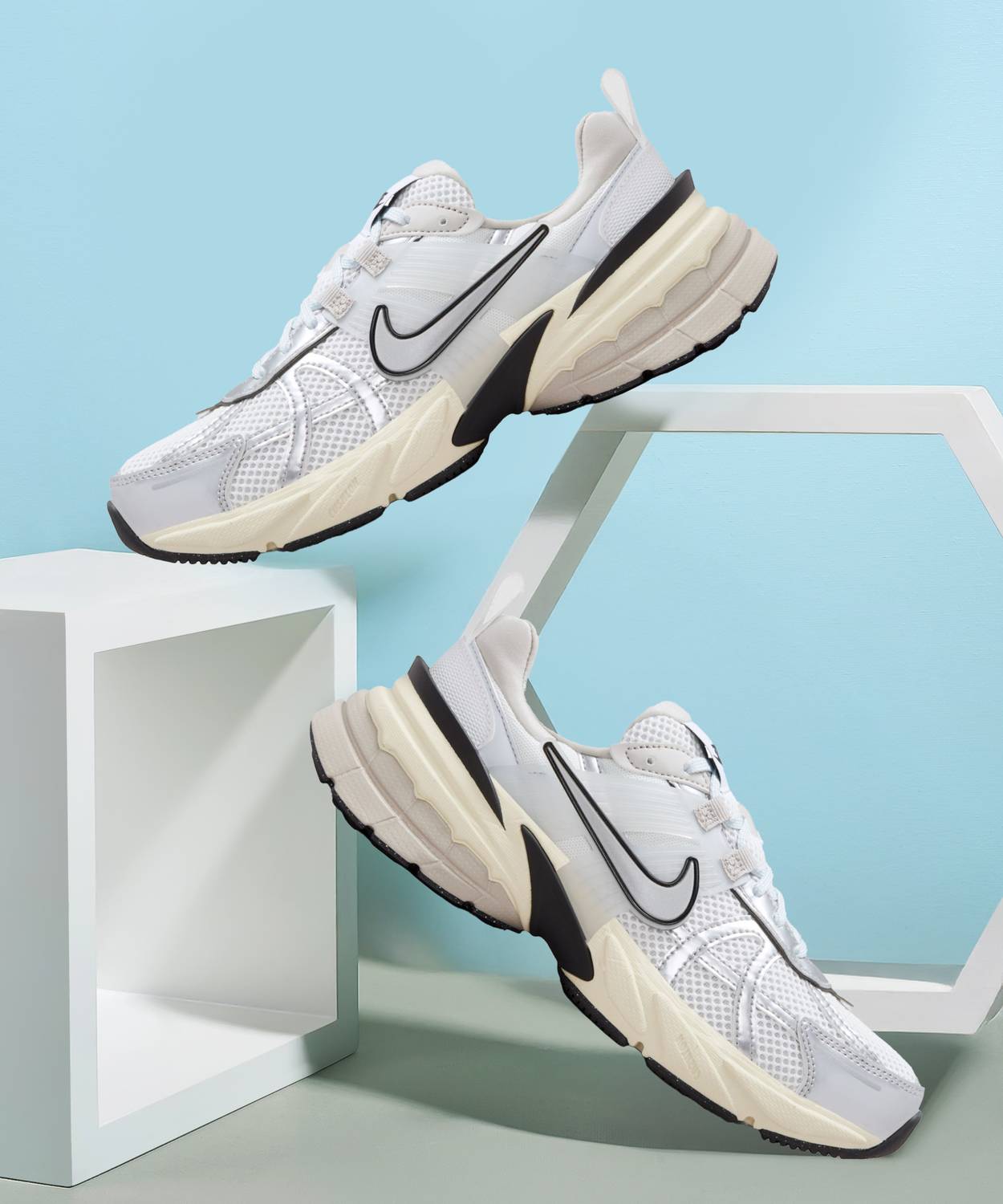 W V2K RUN　FD0736-100 NIKE W NIKE V2K RUN For Men - Buy NIKE W NIKE V2K RUN For Men