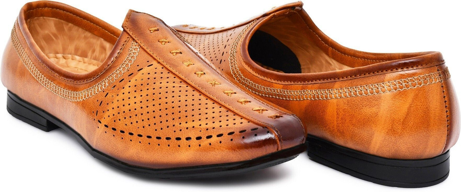 Image of Stroll Men's Stylish Nagra Jutis Mojaris For Men