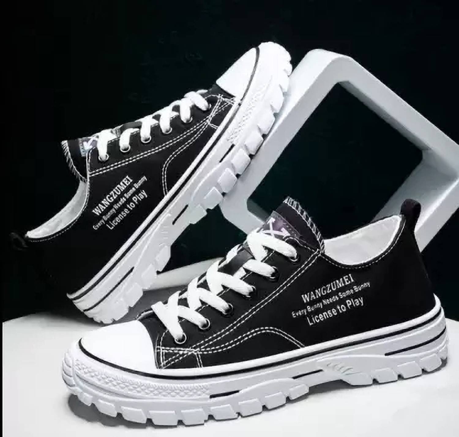 awakya Men's Black Sneakers - Image 3