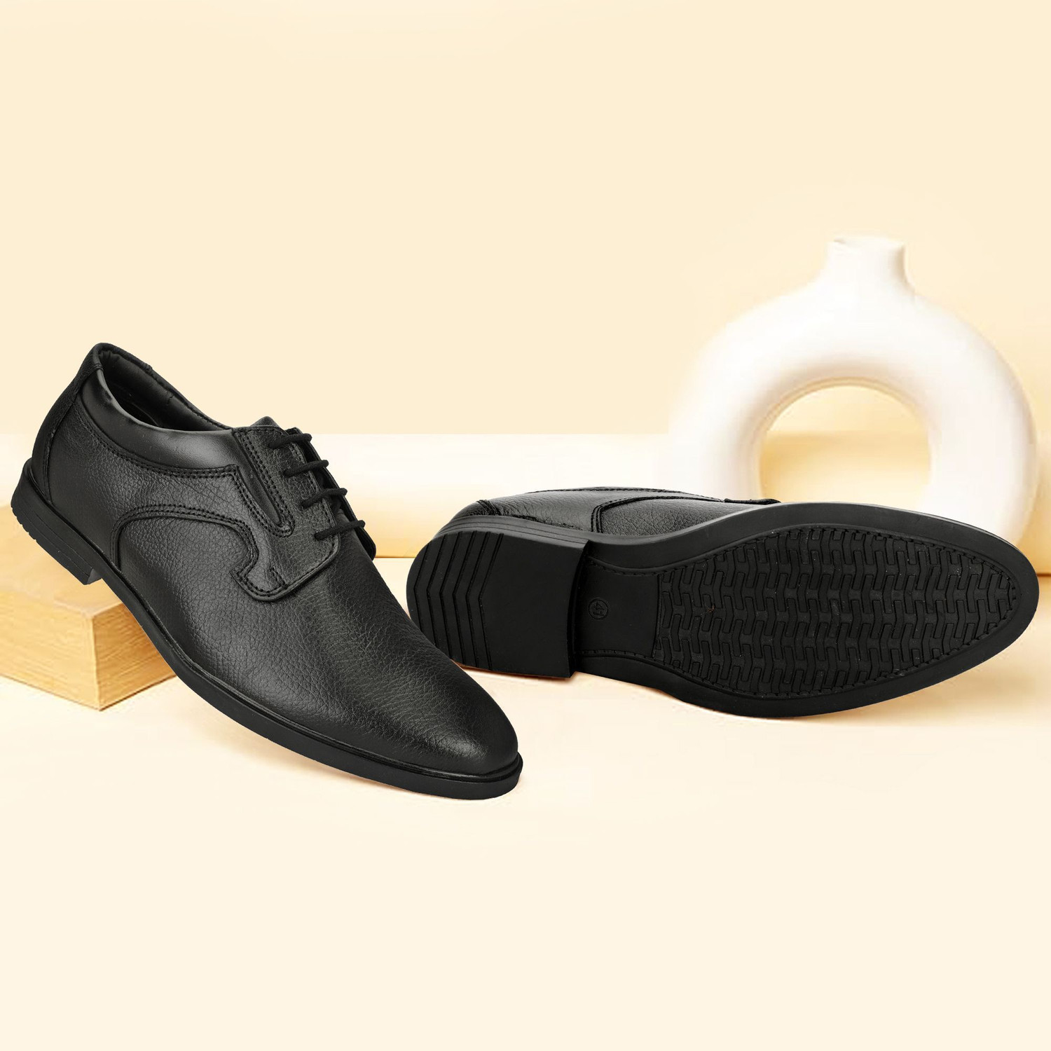 Image of Ronger Derby For Men