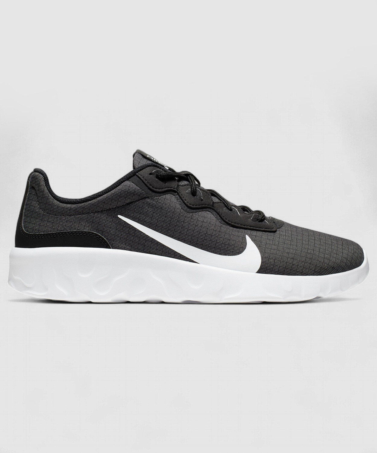 nike explore strada running shoes