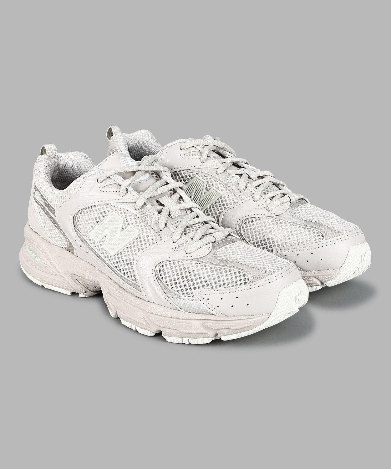 Image of New Balance 530 Sneakers For Men