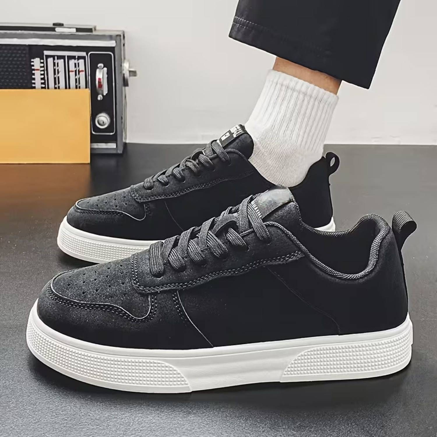 Light weight Boots stylish attractive sneakers shoes for men Sneakers For Men - Image 2