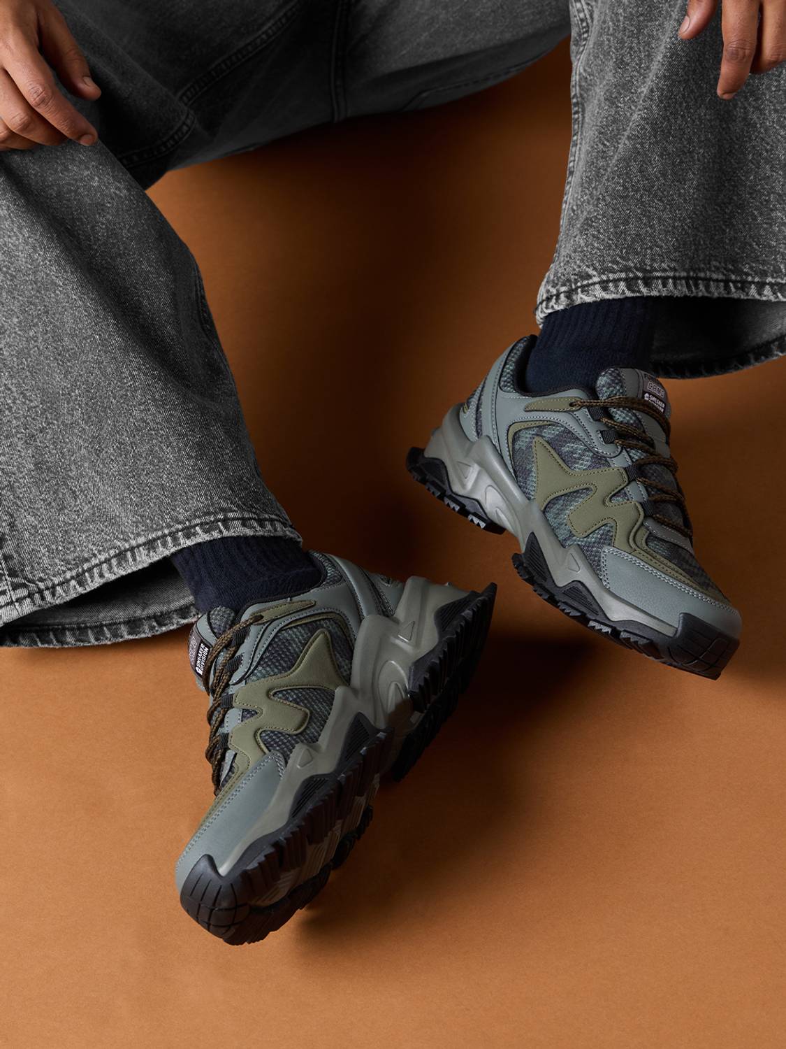 The Souled Store Men's Green Sneakers - Image 3