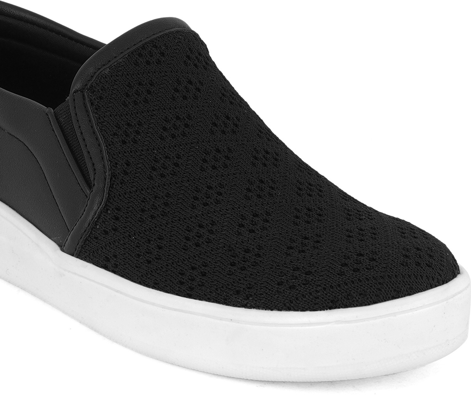 Image of CARLTON LONDON Women's Woven Design Slip-On Sneakers Sneakers For Women