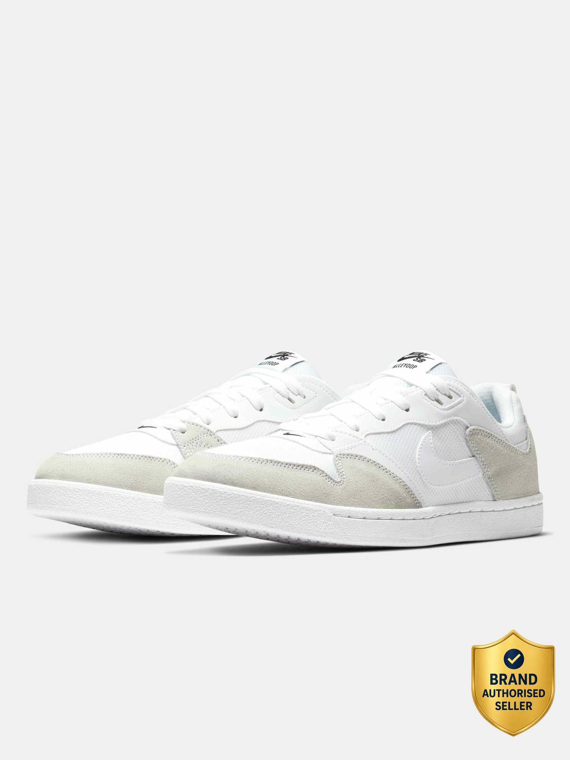 Nike SB Alleyoop Sneakers for Men (White)
