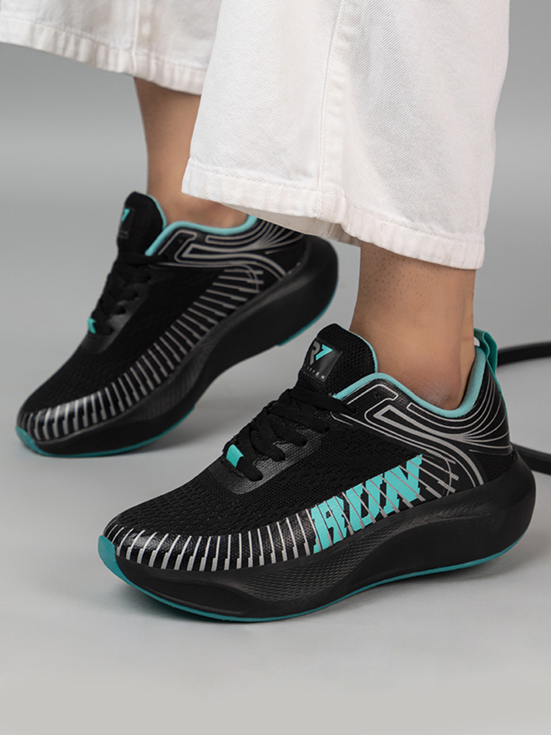 Image of RUN SEVEN Lightweight Comfort Summer Trendy Walking Outdoor Stylish Training Sneakers For Men