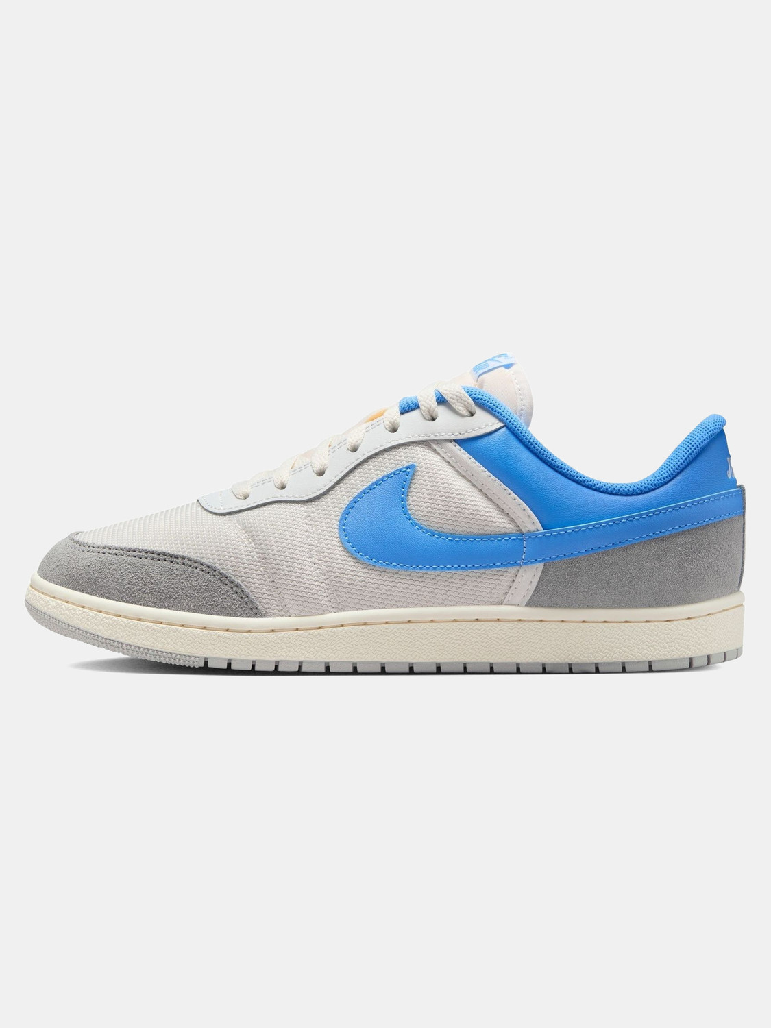 Image of NIKE AIR JORDAN SKYLINE LOW Sneakers For Men