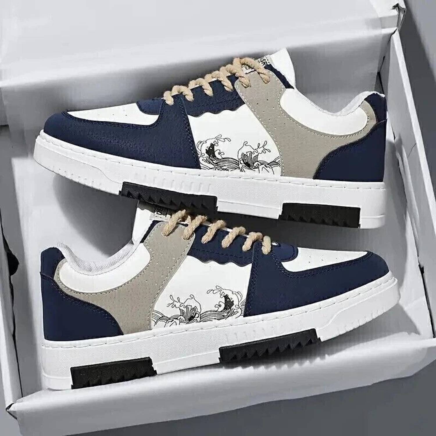 Echor Casual White Sneakers for Men - Image 3