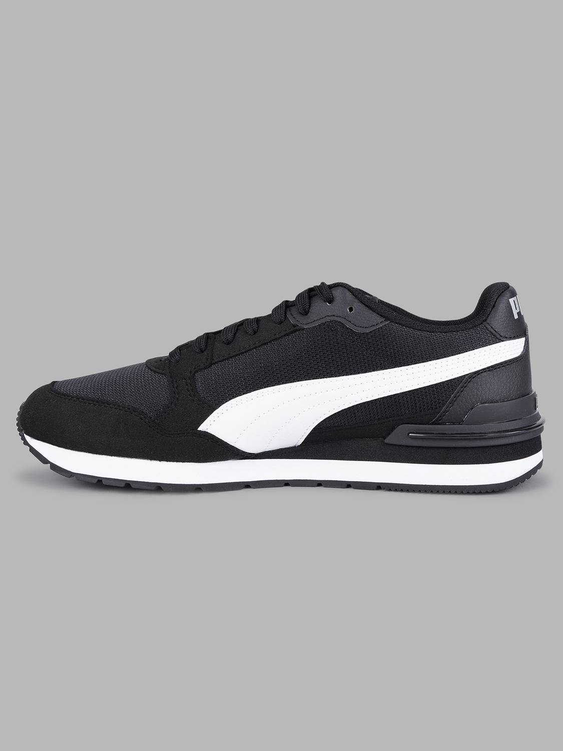 PUMA ST Runner v4 Mesh Sneakers for Men (Black) - Image 3