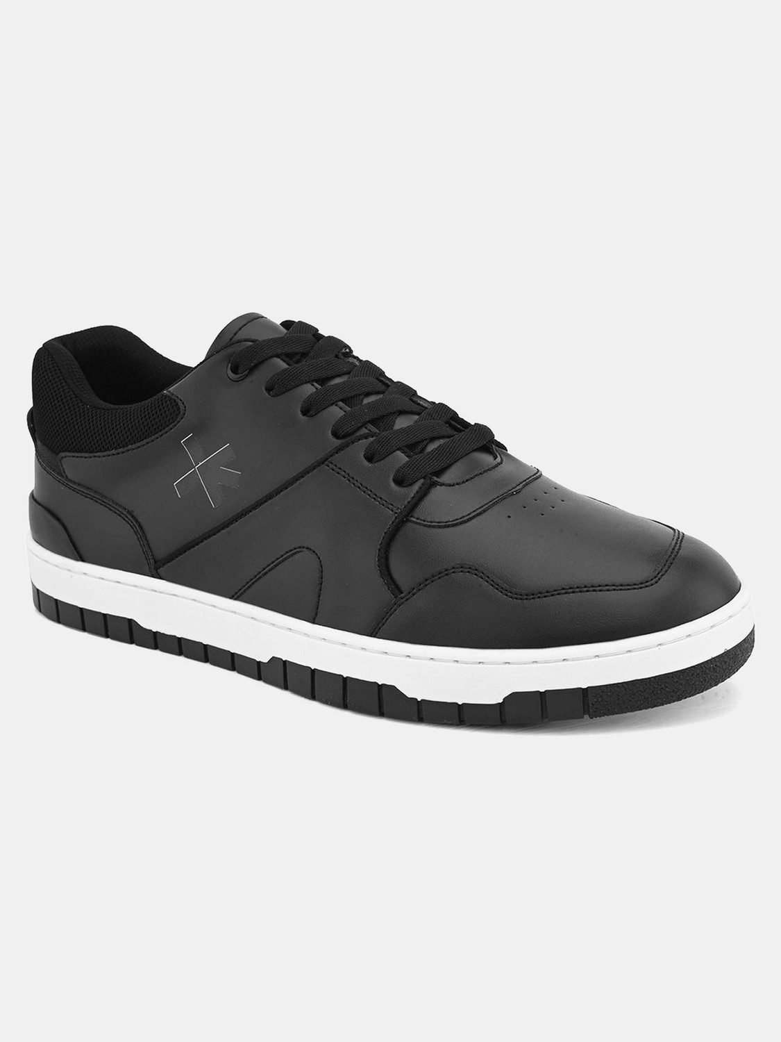 Image of HRX by Hrithik Roshan Sneakers For Men (Black, 10)